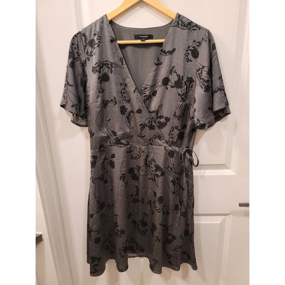 41 Hawthorn Satin Faux Wrap Flutter Sleeve Grey Dress - Picture 2 of 7